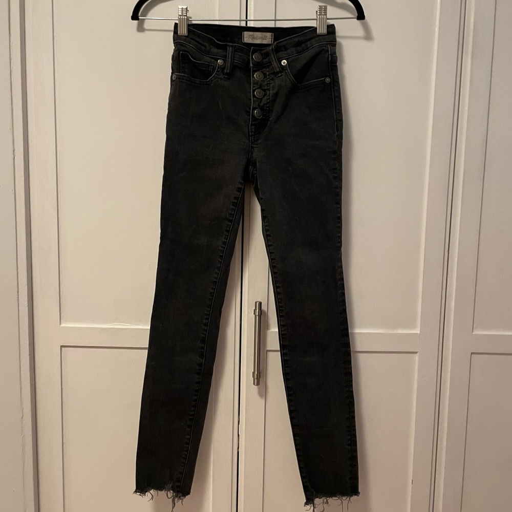 Madewell 24 Skinny 9” High-Rise Jeans - Berkeley Black - Button up front